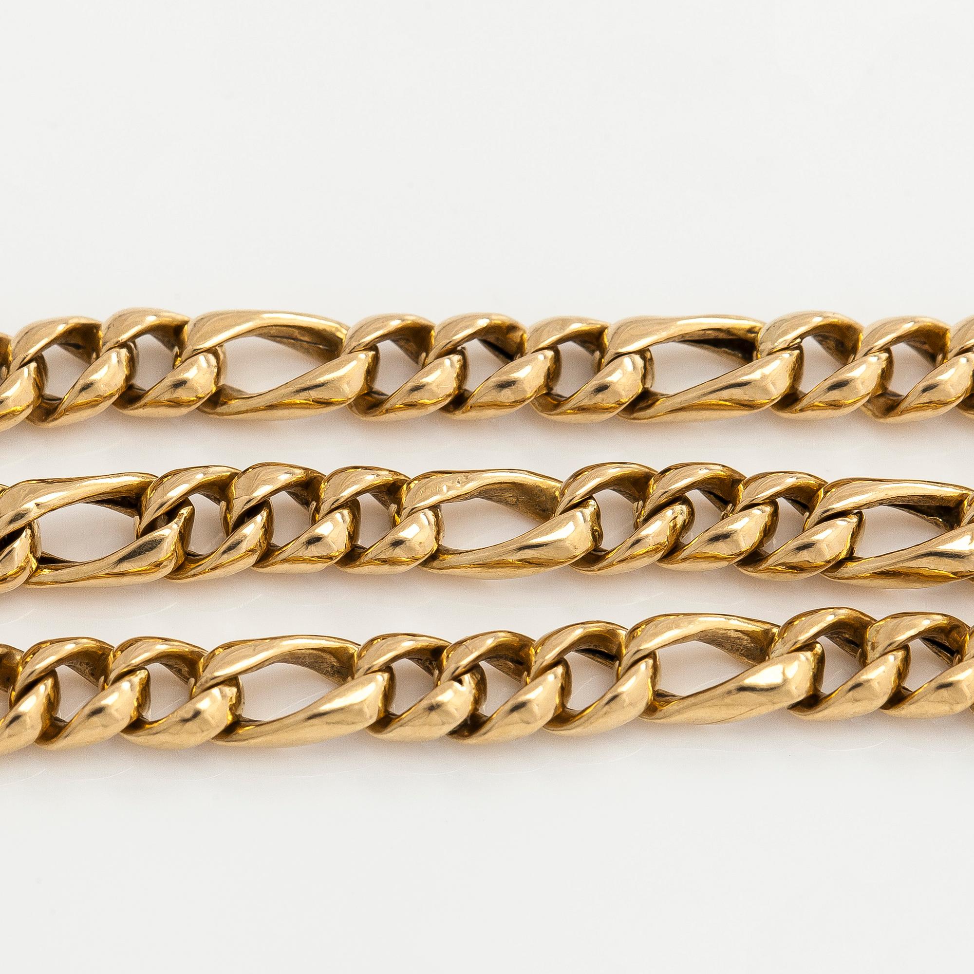 Cartier, an 18K gold vintage bracelet.
