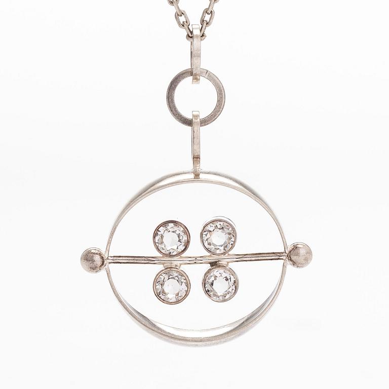 Elis Kauppi,  A silver and rock crystal pendant for Kupittaan Kulta, Turku 1966 with chain.