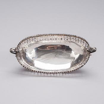 BONBONJÄR, silver, 1900-tal. Vikt 185,6 g.