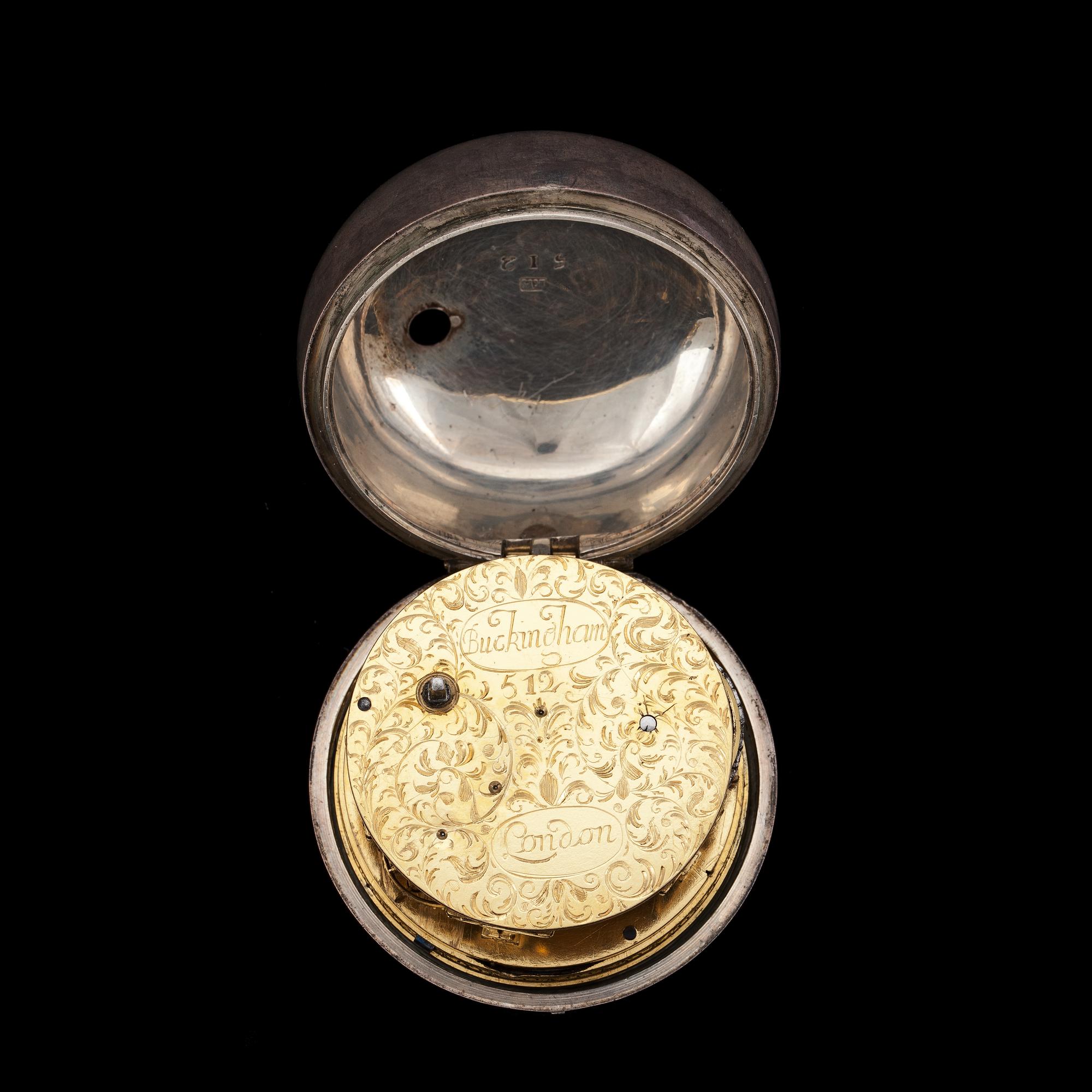 FICKUR. Buckingham, London, tidigt 1700-tal.