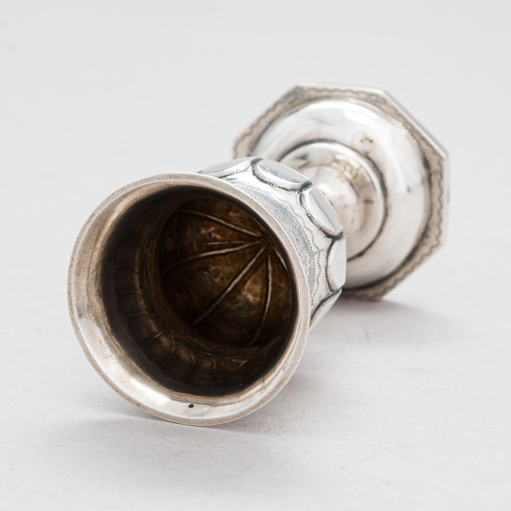 Bägare på fot, silver, trol. Polen /Litauen, kring år 1800.