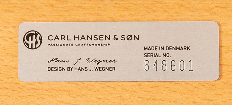 Hans J Wegner, stol "CH 33 T" för Carl Hansen & son Danmark 2000-tal.