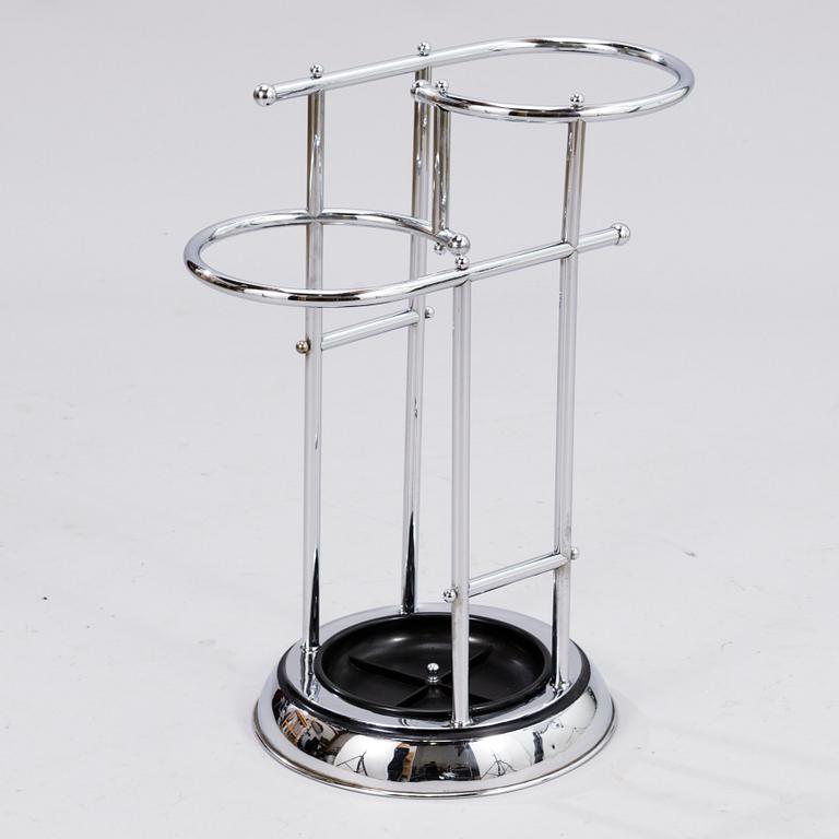 A umbrella stand from the latter half of the 21st century.