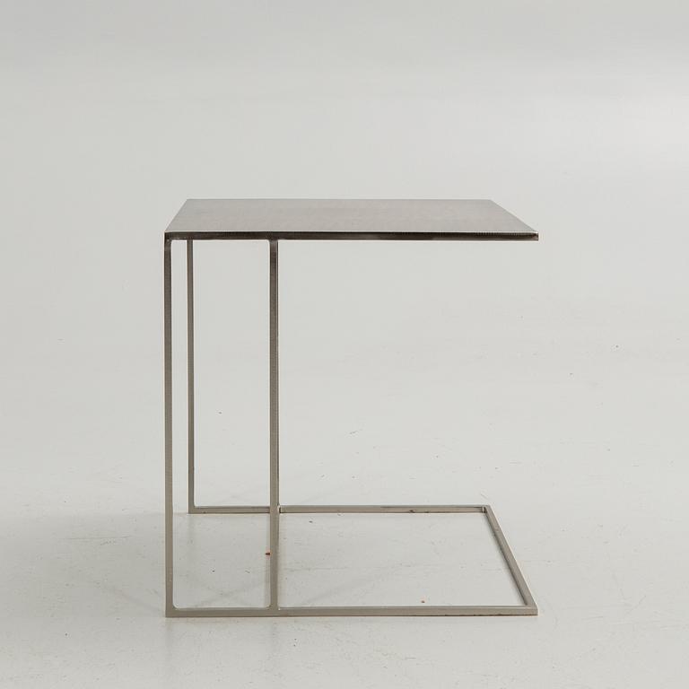 Rodolfo Dordoni, Sidobord, Minotti, ”Leger”, Italien, 1990-tal.
