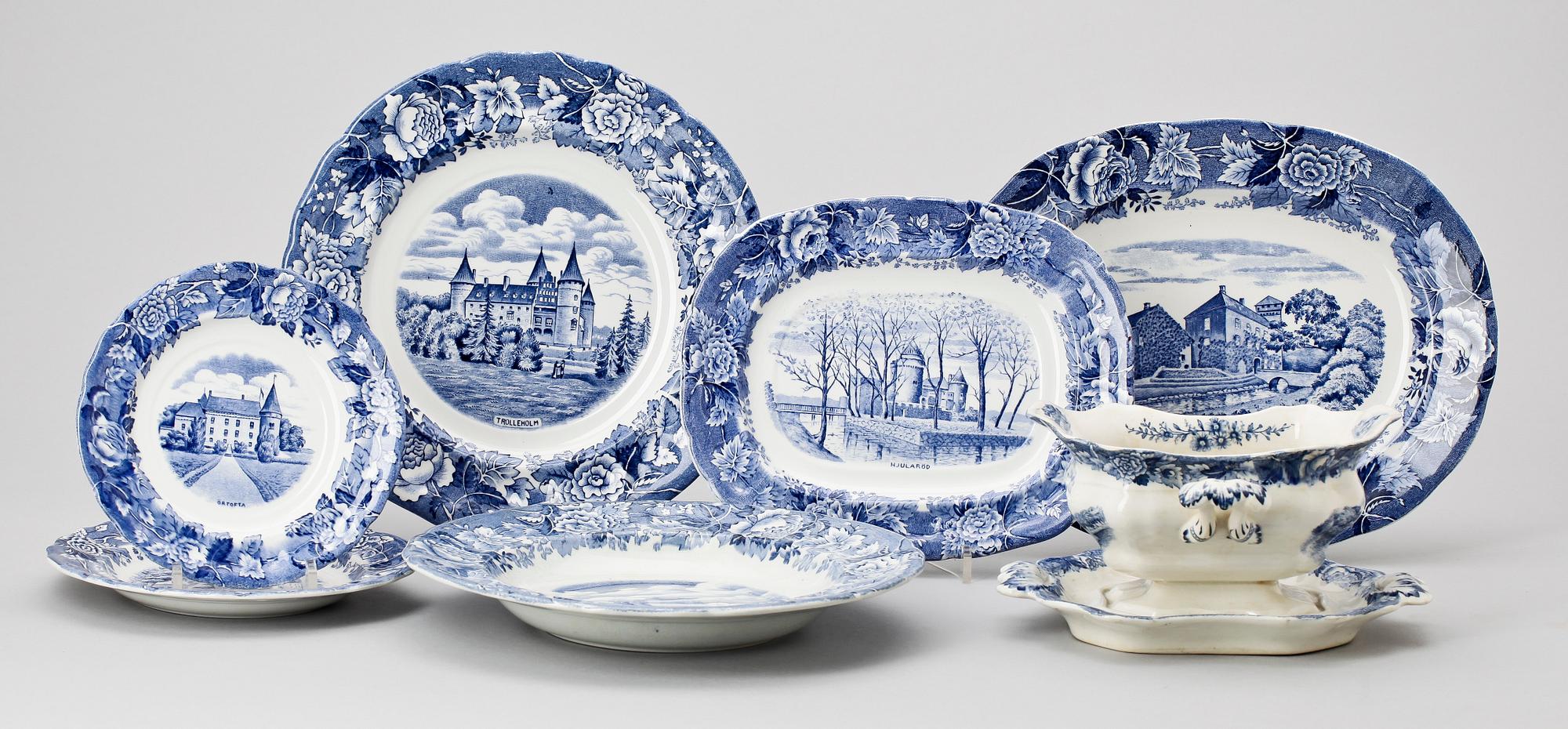 MATSERVIS, 63 delar, porslin, "Skåne" Rörstrand, 1900-talets början.