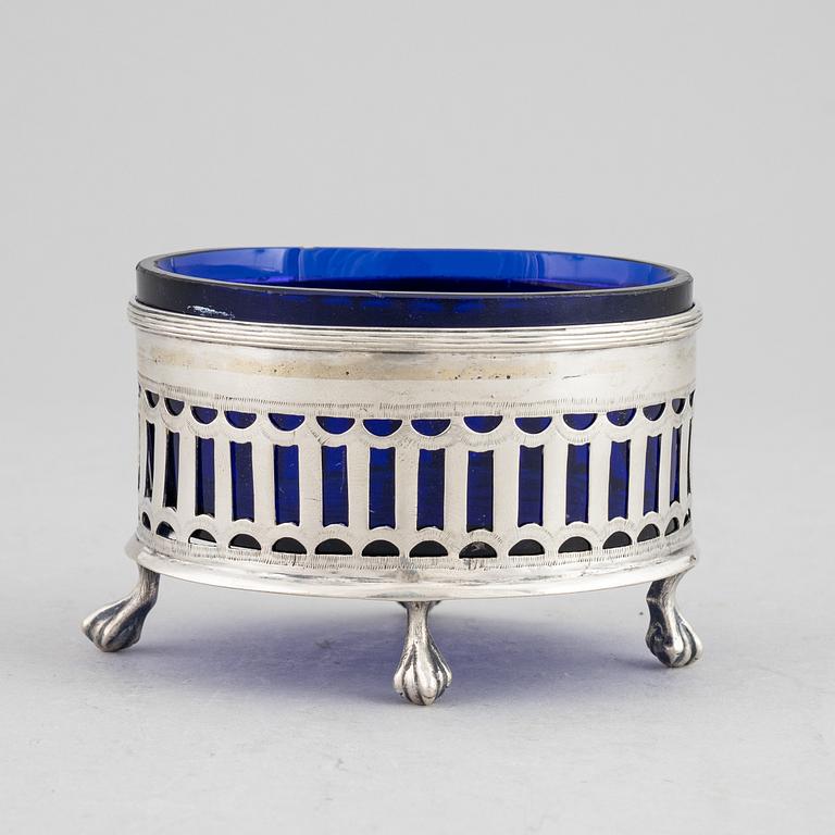 A Swedish 18th century silver and blue glass salt cellar, mark of Pehr Zethelius, Stockholm 1794.