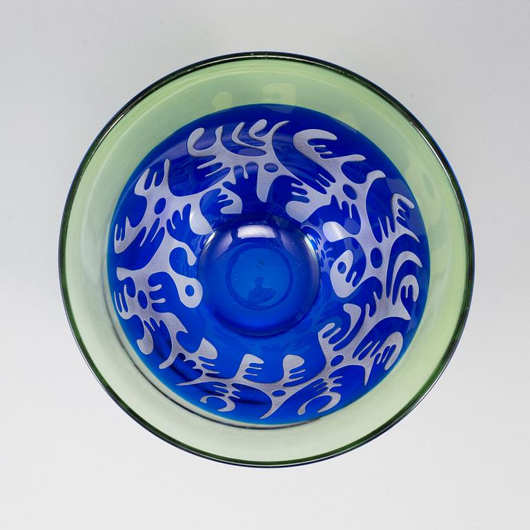 BERTIL VALLIEN, a unique blasted glass bowl, Boda Åfors, nr 1250.