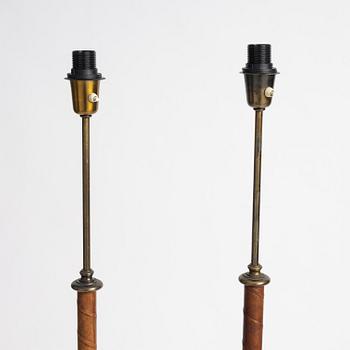 Bertil Brisborg, golvlampor, ett par, modell "32122", Nordiska Kompaniet, 1940-50-tal.