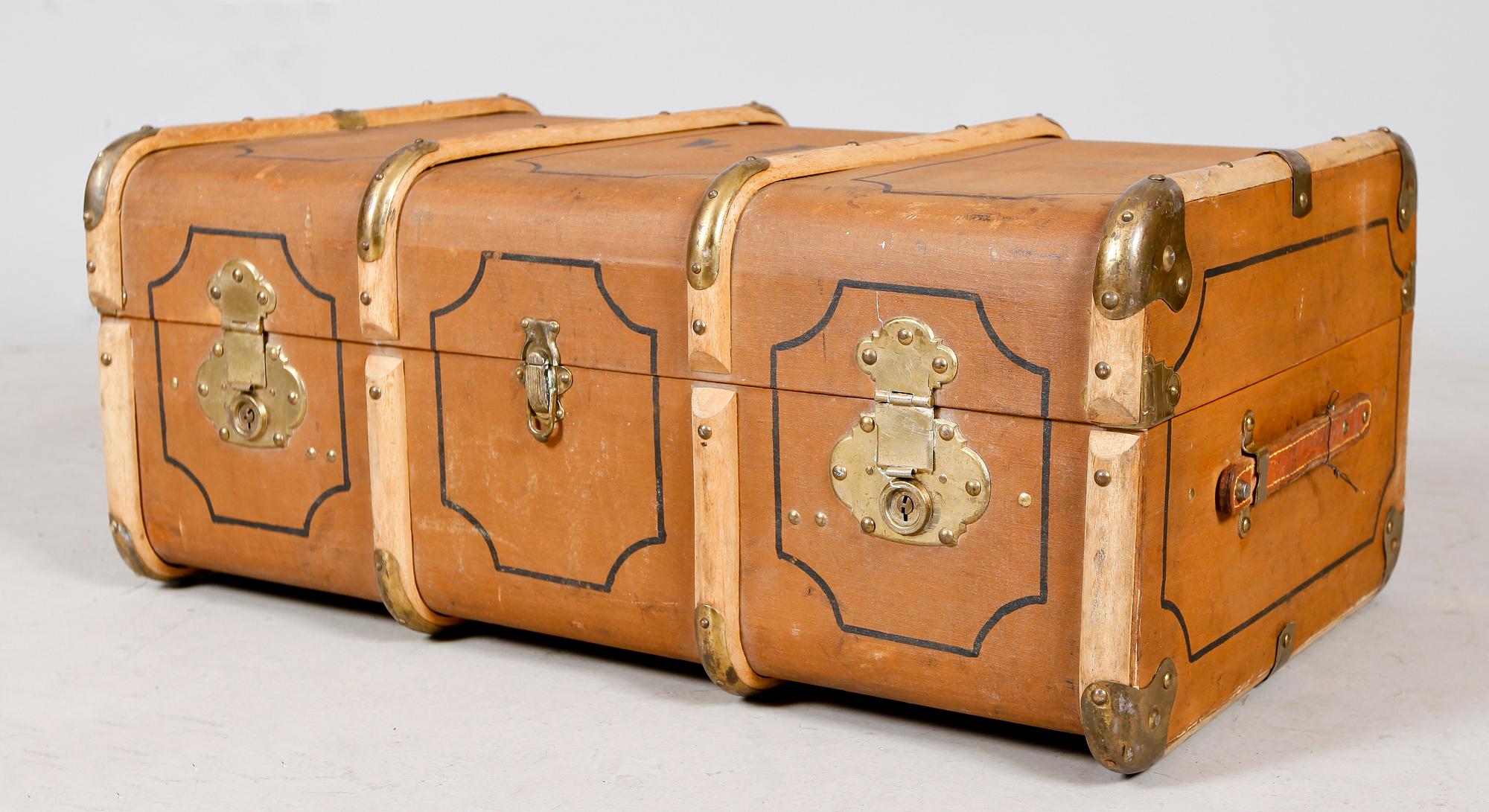 KOFFERT, tidigt 1900-tal.