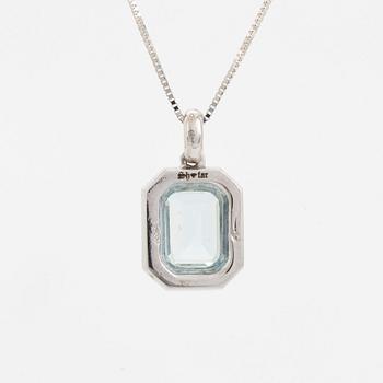 Collier med akvamarin och diamanter.
