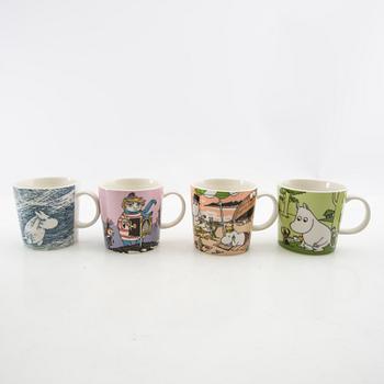 Mugs 8 pcs and 1 plate Moomin characters/ Mumin Arabia Finland.