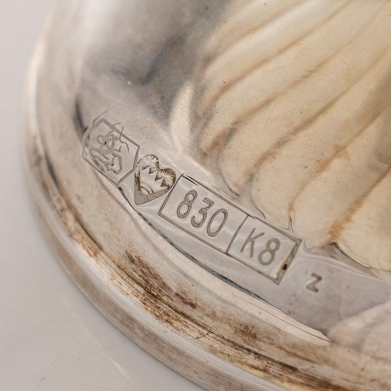 Kahvikannu, hopeaa, Kultakeskus, Hämeenlinna 1987.