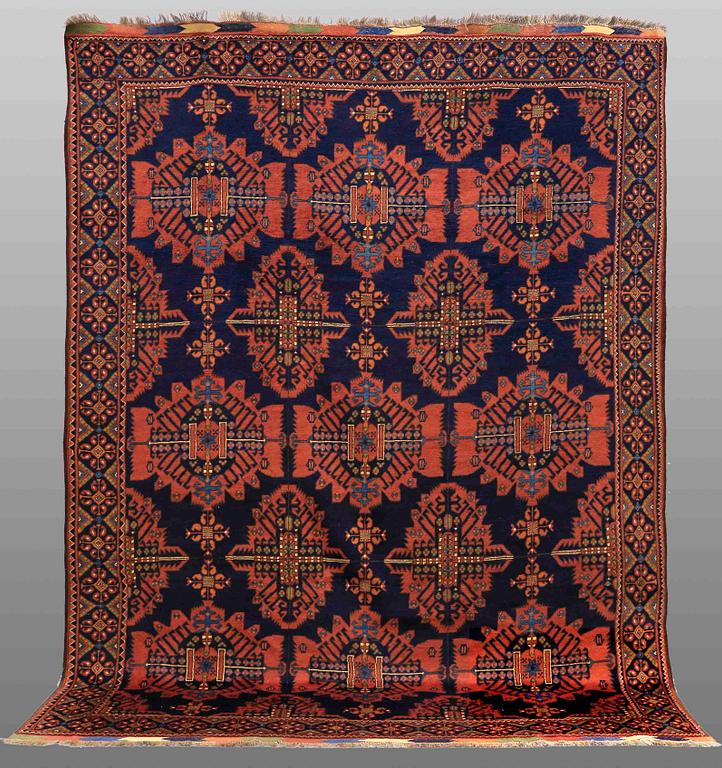 MATTA, Afghan, ca 295 x 227 cm.