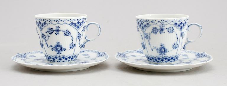 KAFFEKOPPAR MED FAT, 15 st, porslin, Royal Copenhagen.
