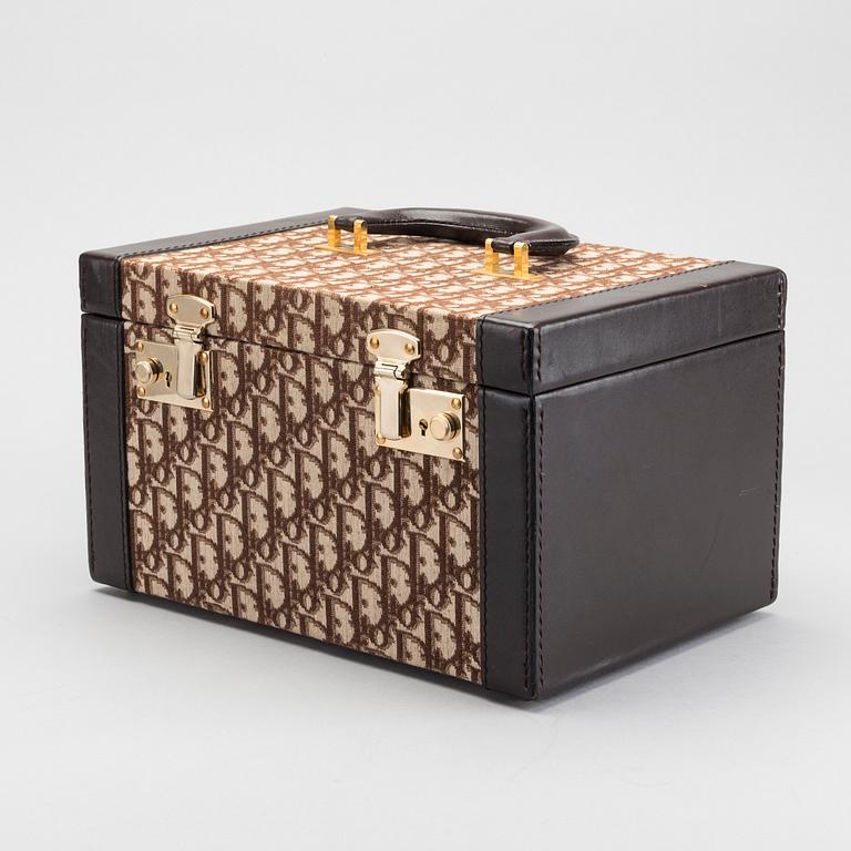 CHRISTIAN DIOR, beauty box.