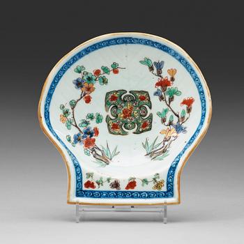 184. An export butter dish, Qing dynasty, circa 1700.