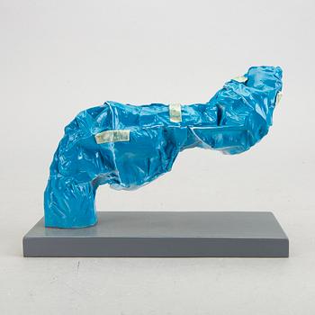 Carl Fredrik Reuterswärd,  Non-Violence Project Foundation skulptur 2014.