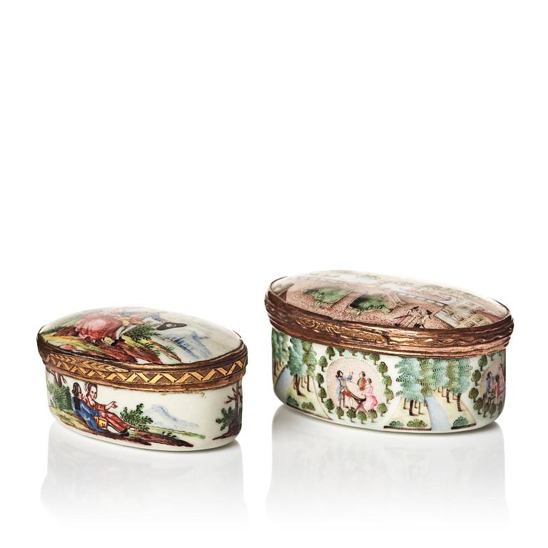 Two Chinese snuff boxes, Qing dynasty, 18th Century.