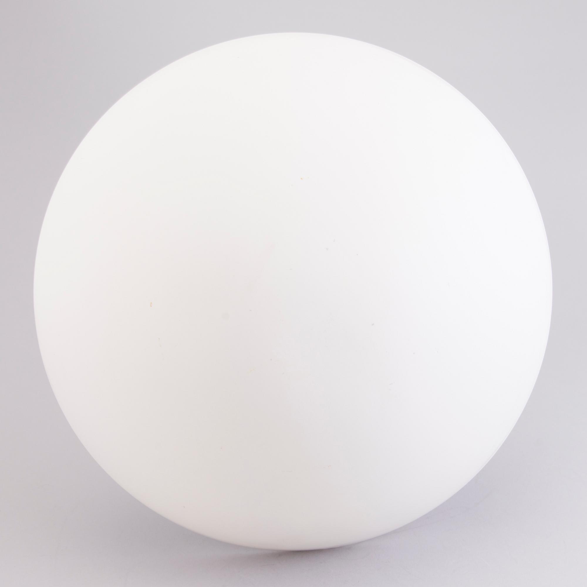 HEINI RIITAHUHTA, a porcelain sculture 'Stash' signed Heini Riitahuhta.