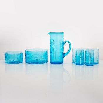 Oiva Toikka, an eight-piece 'Flora' glassware set, Nuutajärvi.