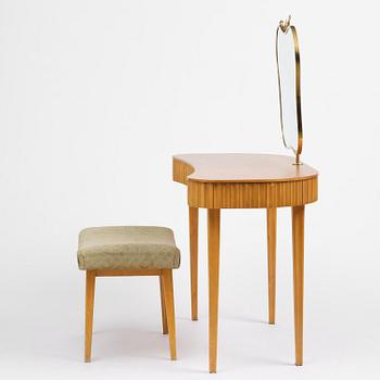 Einar Dahl, a vanity table with stool, cabinetmaker Hjalmar Wikström, for the Stockholm Crafts Association, ca 1939.