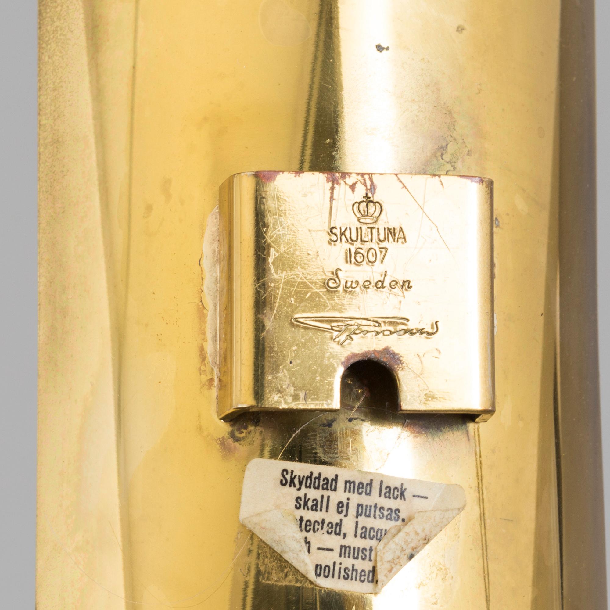 PIERRE FORSSELL, vägglampetter, ett par, mässing, "Reflex", Skultuna.