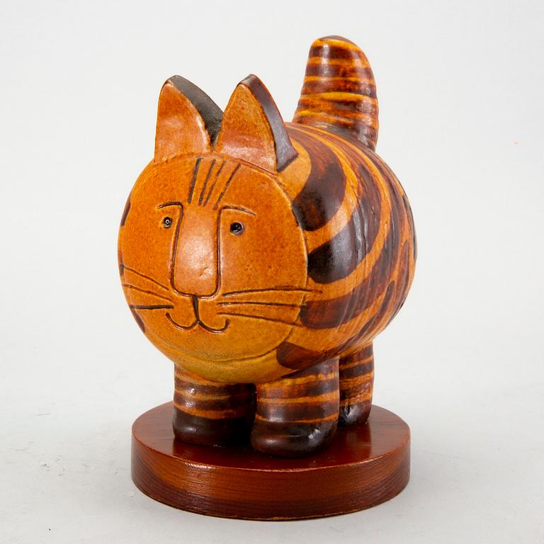 Lisa Larson, a stoneware figurine from Gustasvberg.