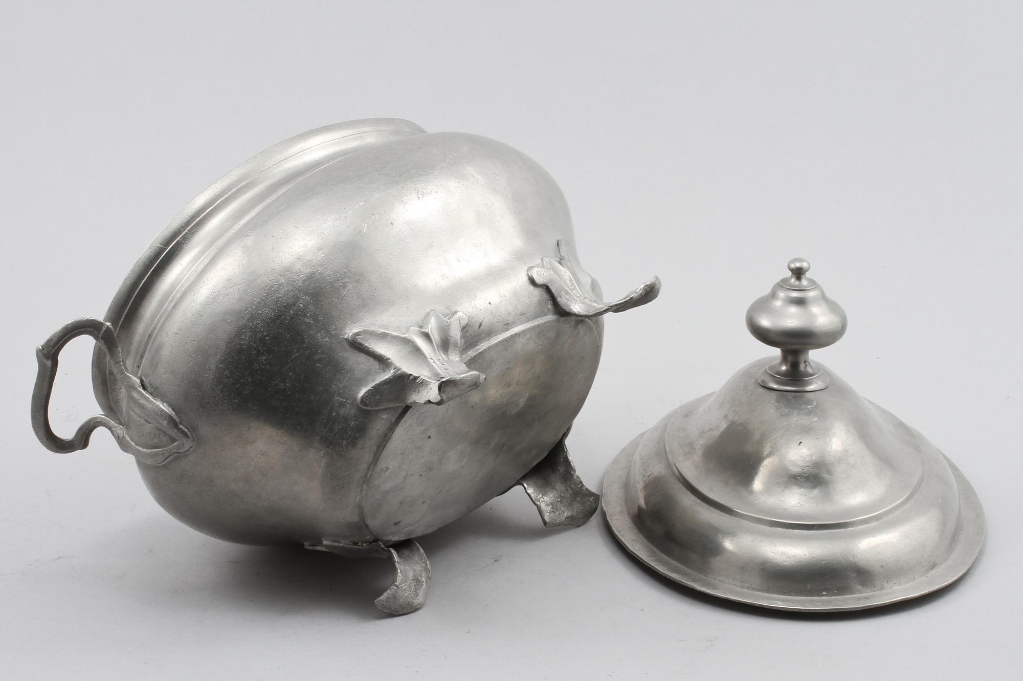 TERRIN, tenn, rokoko, otydlig årsstäpel, troligen 1784.