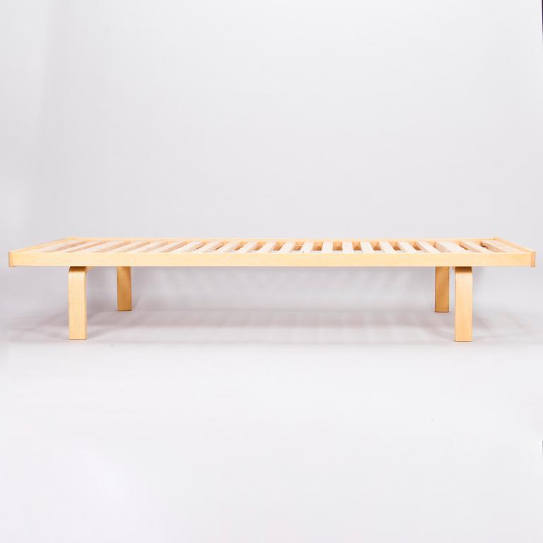ALVAR AALTO, leposohva, malli 710, Artek, 1900-luvun loppu.