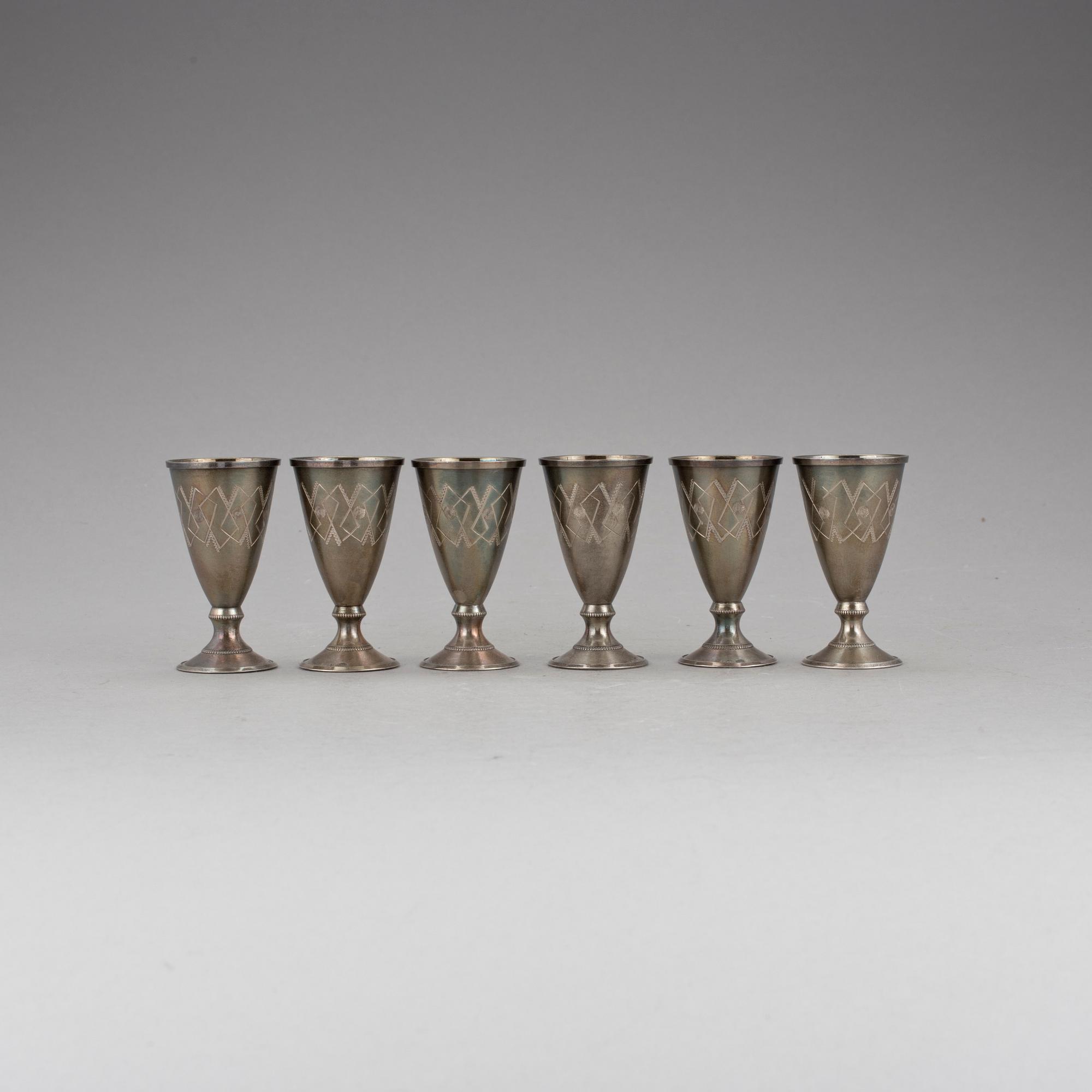 SUPKOPPAR, 6 stycken, silver, Sovjetunionen, omkring 1900-talets mitt. Vikt ca 181g.