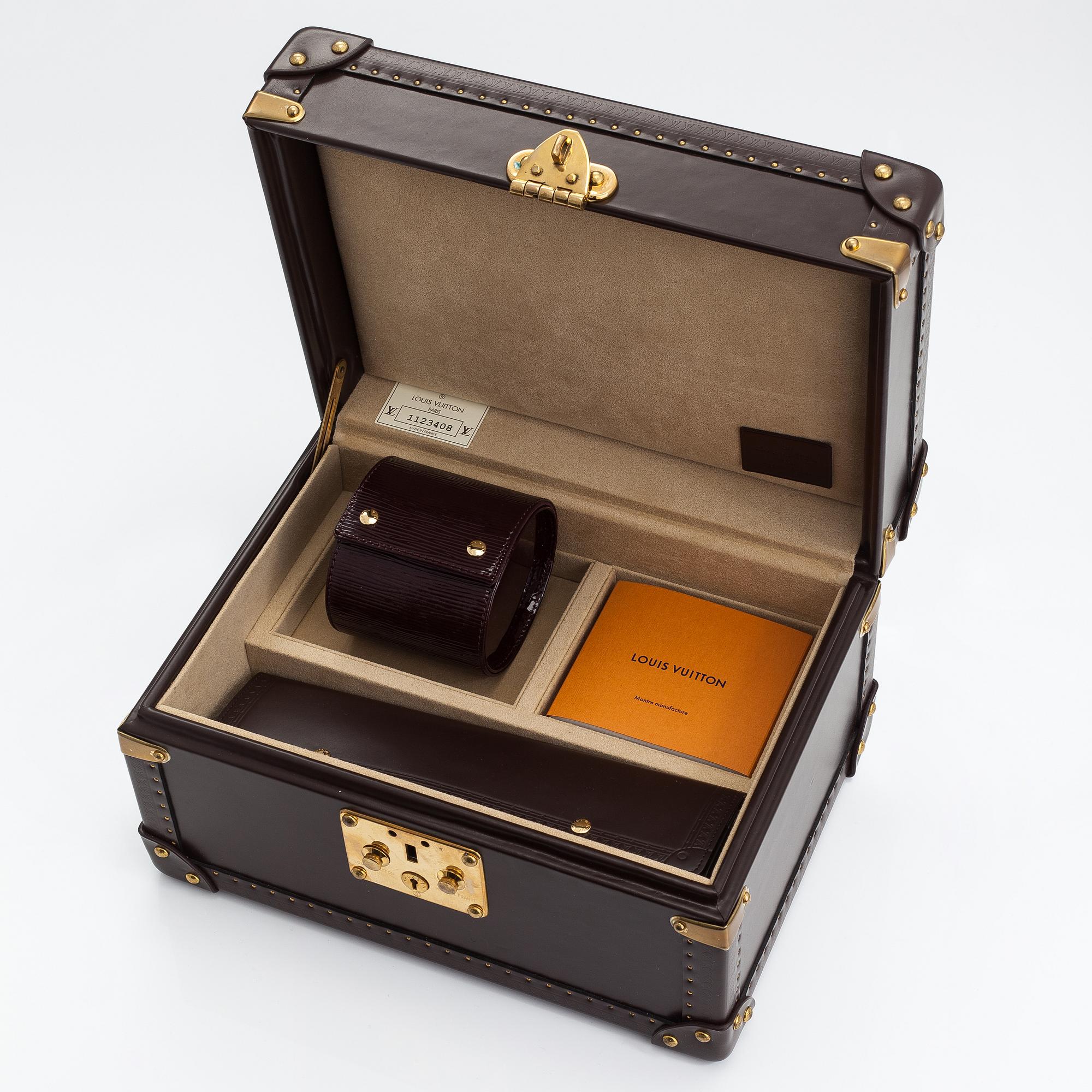 Louis Vuitton, Tambour Slim Tourbillon, wristwatch, 38 mm.