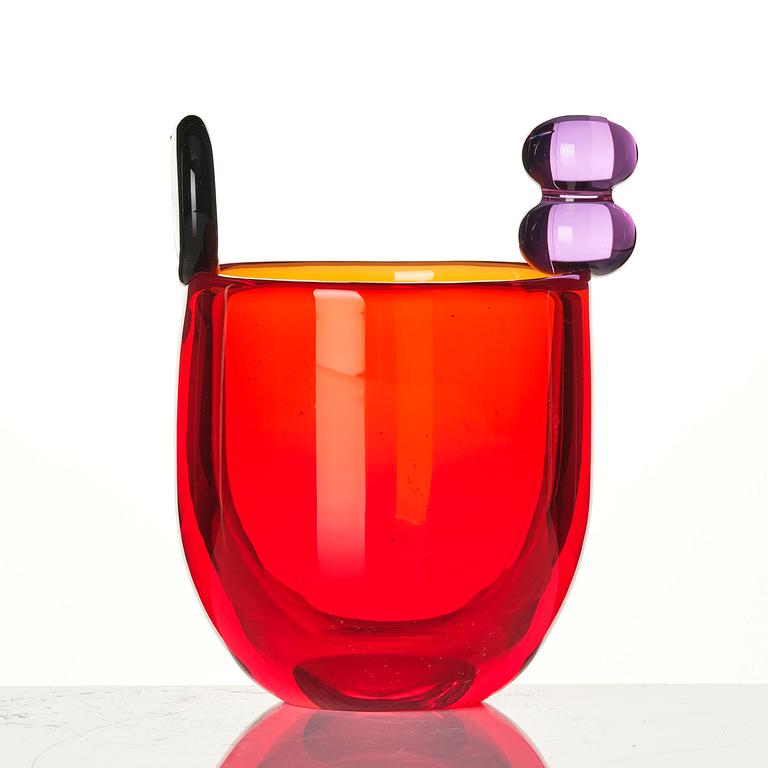 Oiva Toikka, a "Pompom" glass vase, Nuutajärvi, Notsjö, Finland, late 1960s.