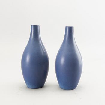 Åke Holm, three vases and two bowls.