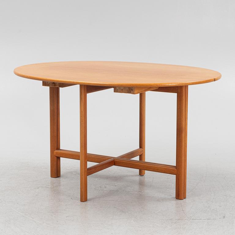 Dining table, second half of the 20th century.