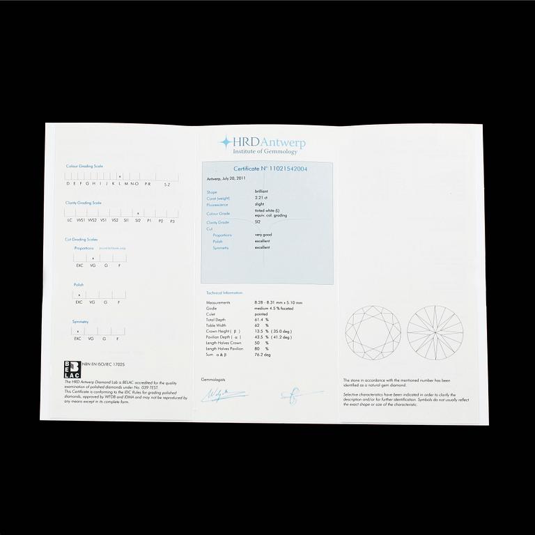RING, 14k vitguld med briljantslipad diamant ca2,21ct. 2000-tal. Certifikat medföljer.