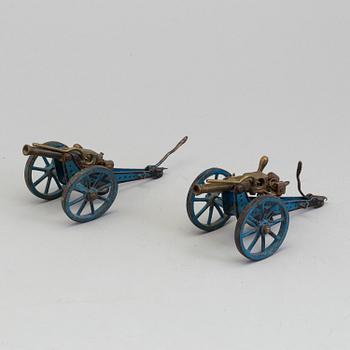 a pair of Märklin canons, Germany Early 1900's.