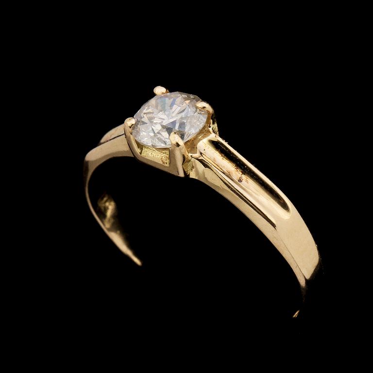 RING, 18k guld med briljantslipad diamant, ca 0.5 ct.