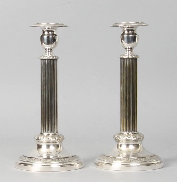 LJUSSTAKAR, ett par, nysilver, CG Hallberg, Stockholm.