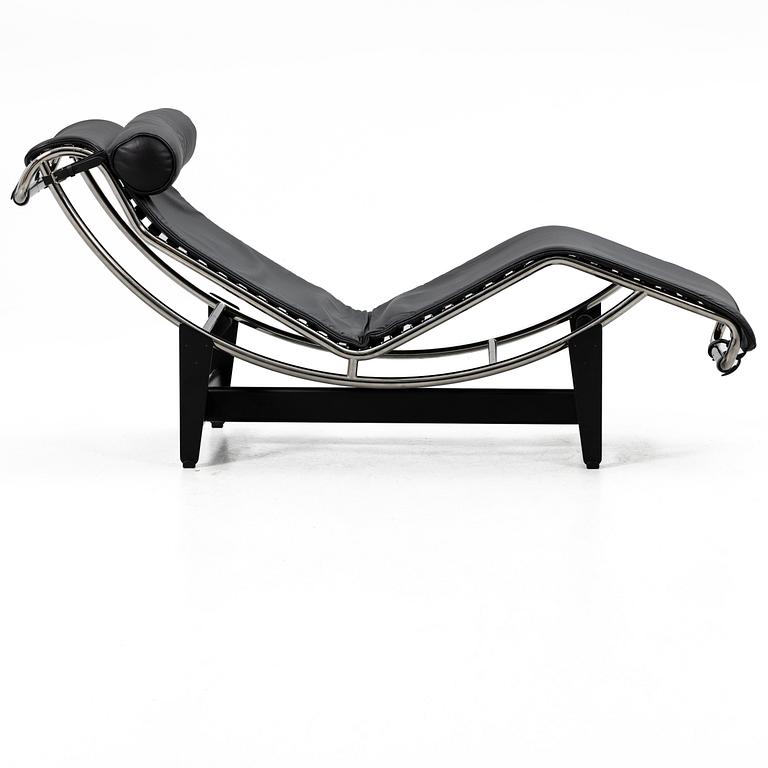 Charlotte Perriand & Le Corbusier, vilstol, "LC4", Cassina, Italien.
