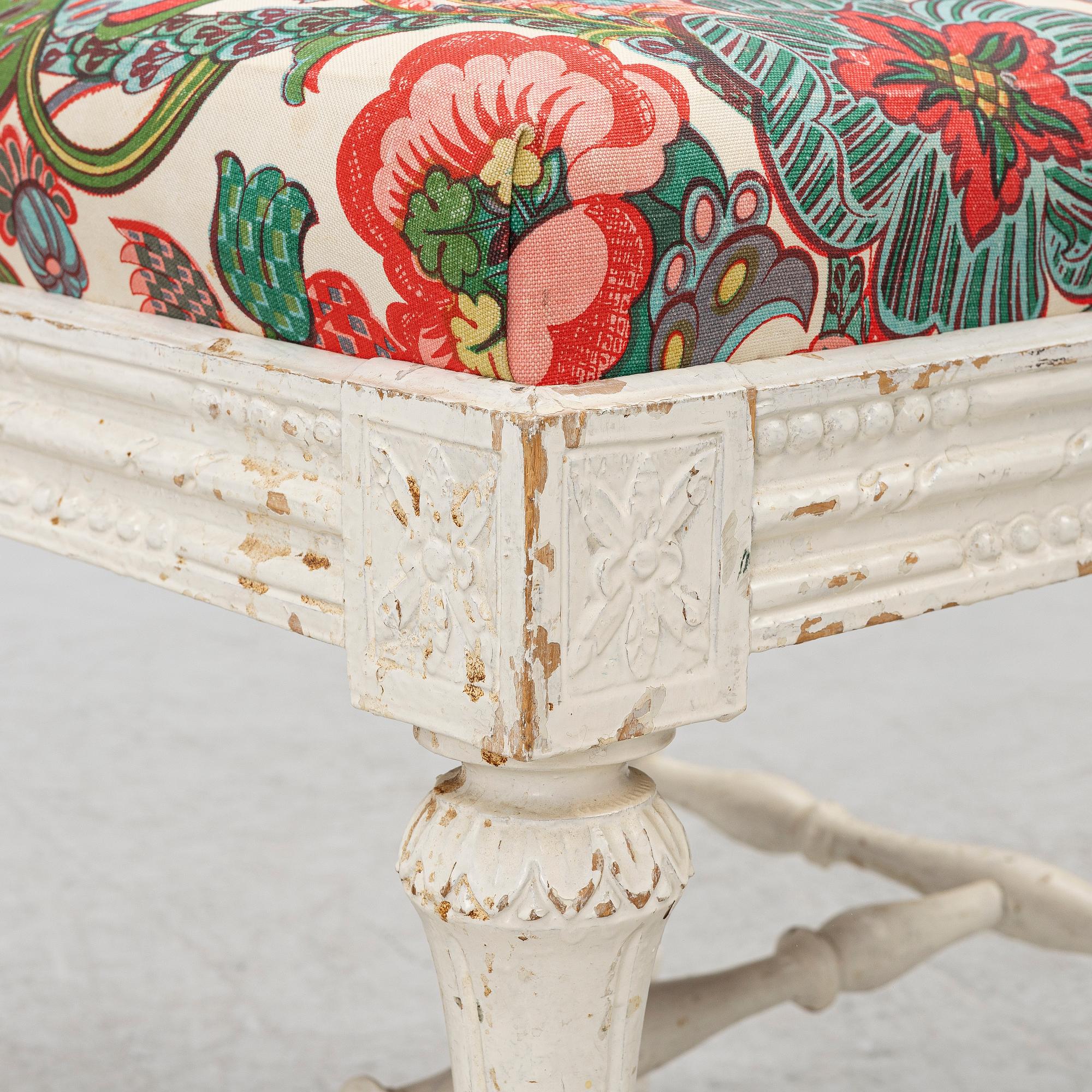 A pair of Gustavian stools, late 18th century.