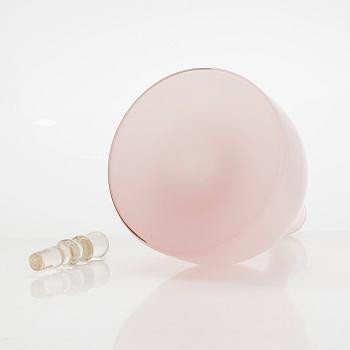 Nanny Still, karaff "Tzarina", signerad Riihimäen Lasi Oy Nanny Still.