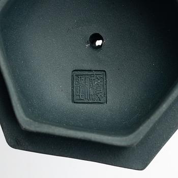 Two hexagonal 'gongfu' teapots, yixing, China, 1980s.