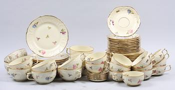 TE- och KAFFESERVIS, ca 45 delar, porslin, "Sanssouci", Rosenthal.