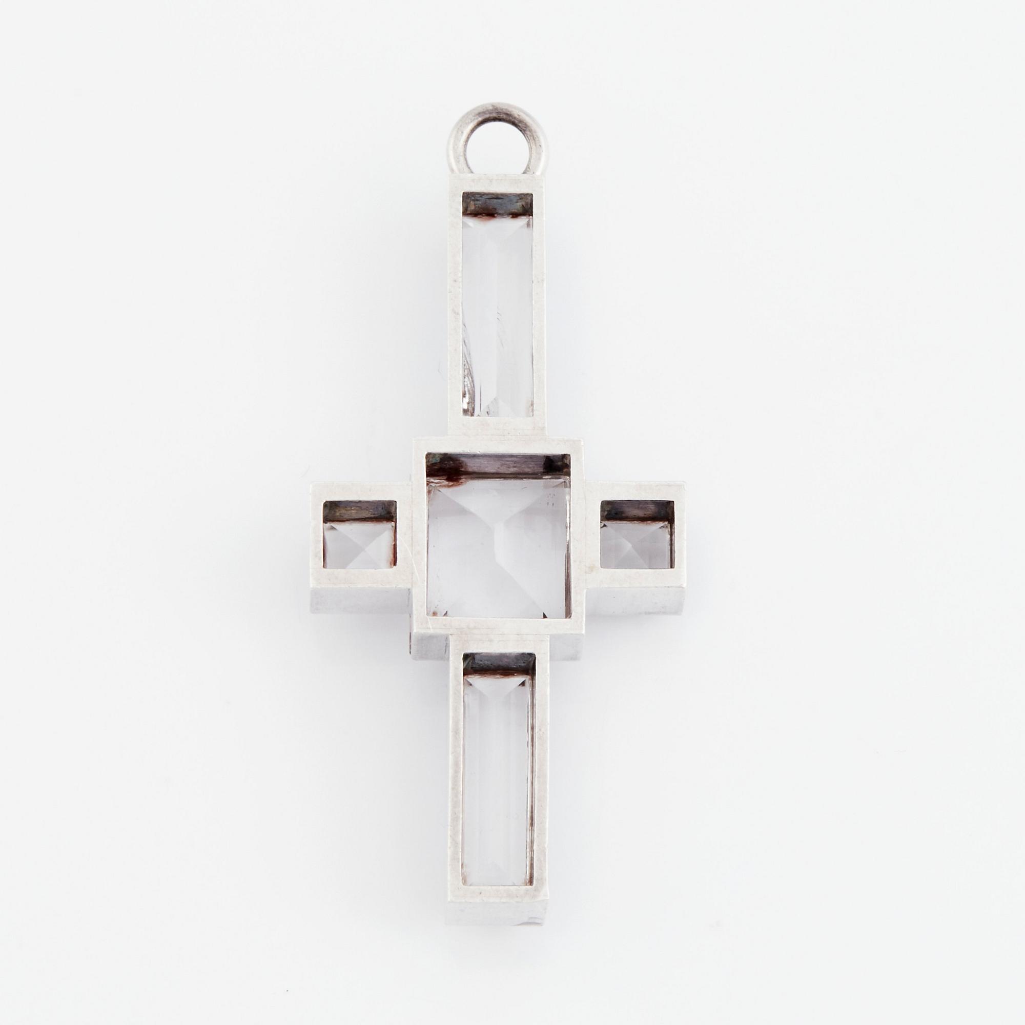 Wiwen Nilsson, hängsmycke sterlingsilver med bergkristall, i form av ett kors, Lund 1941.