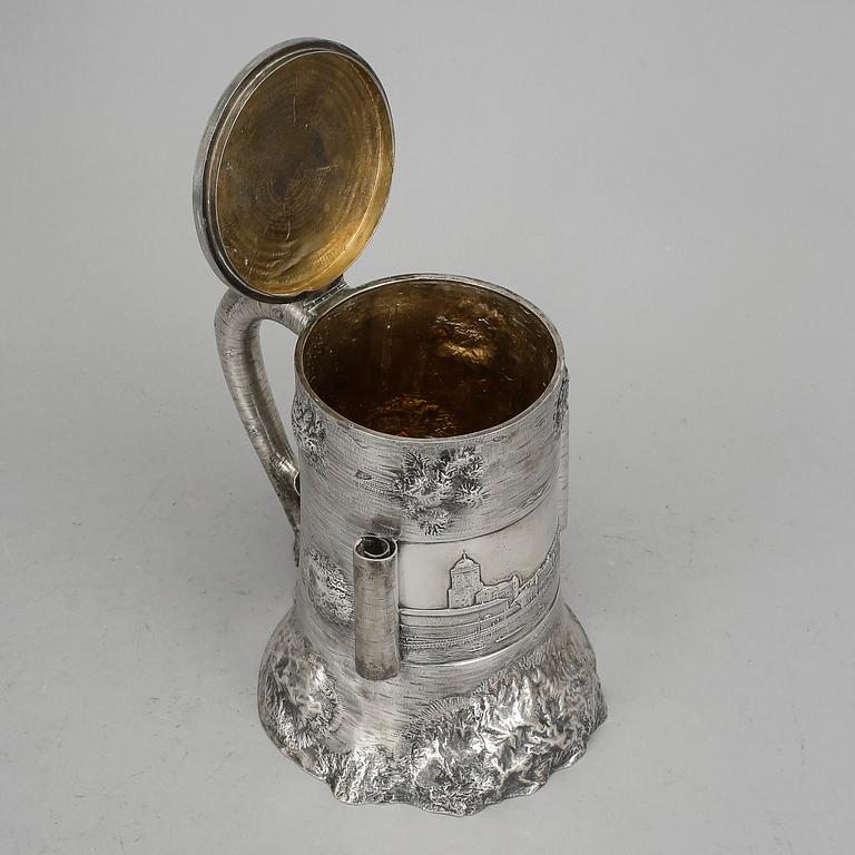 A Finnish/Russian 20 th century parcel-gilt tankard, marked MAA, Wiborg 1930.