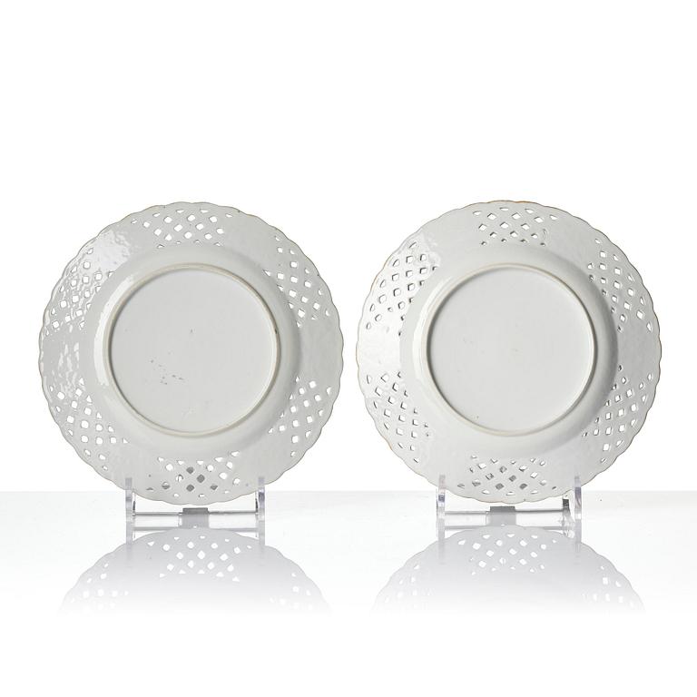 A set of 11 blue and white dessert plates, Qing dynasty, Qianlong (1736-95).