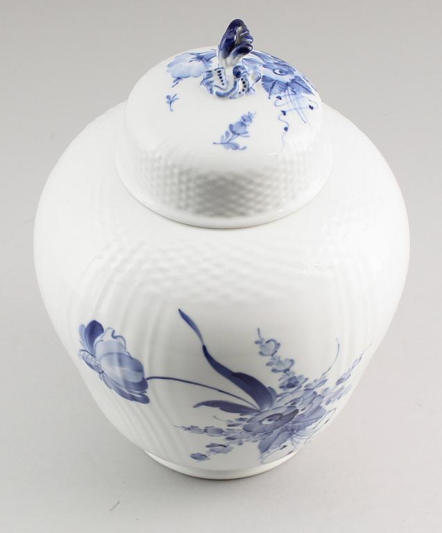 LOCKURNA, porslin, "Blå Blomst", Royal Copenhagen.