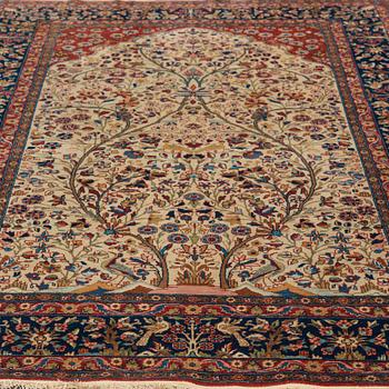 A RUG. A semi-antique Kashan, a so called Dabir. 206 x 137 cm.