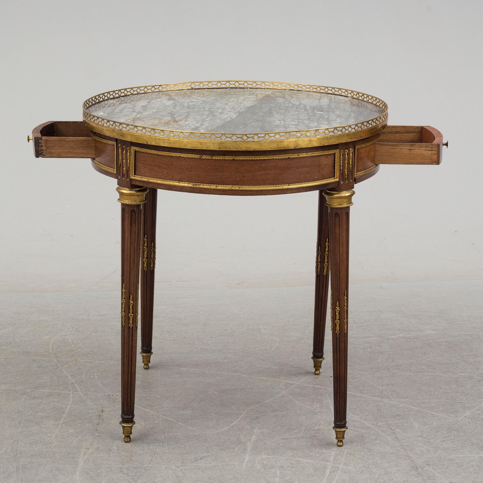 Table bouillotte, Directoire-style, France, 19th century.