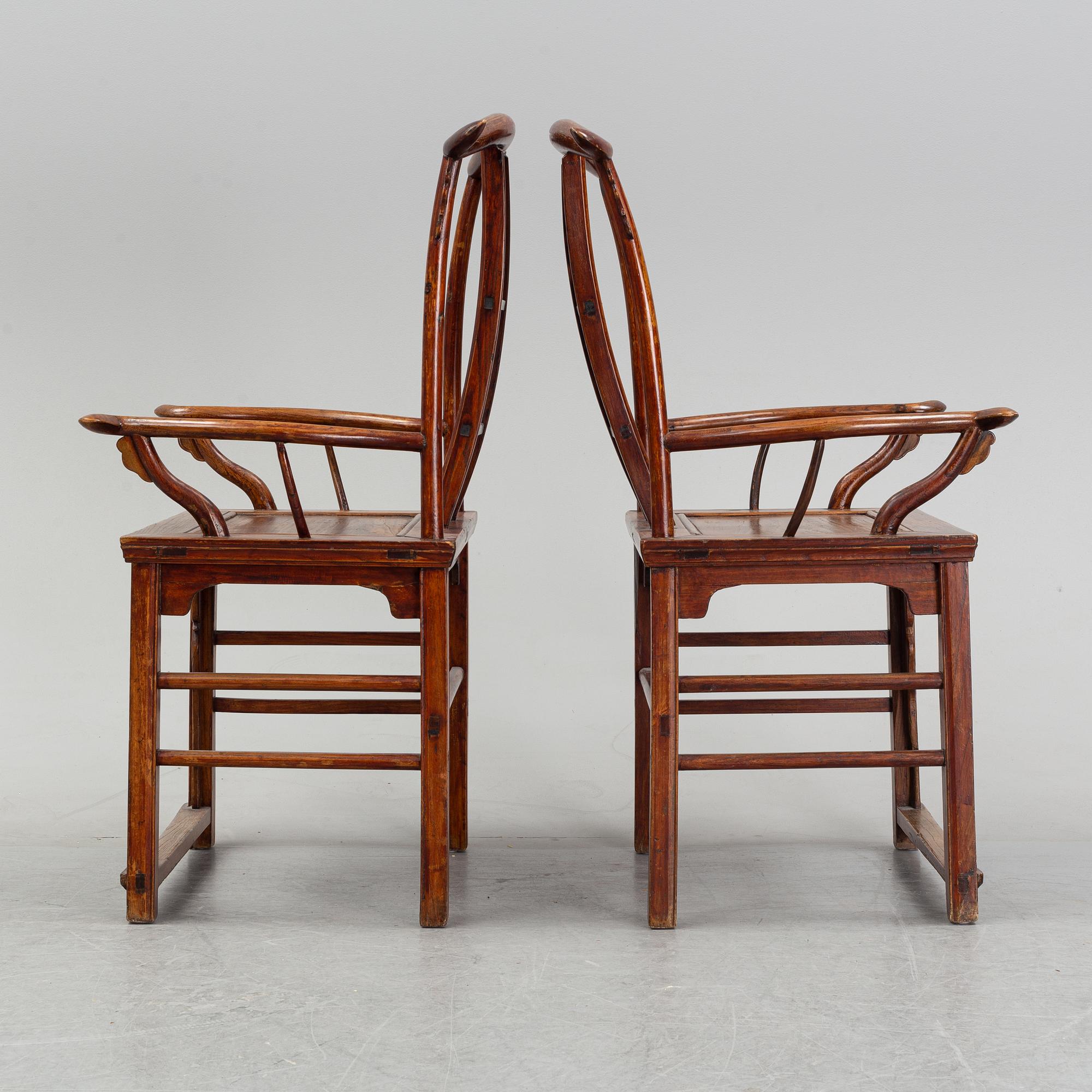 A pair of chinese armchairs, 20th century.